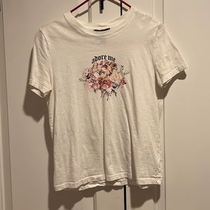 FOREVER21 Size M White “Adore me” Angel Tee